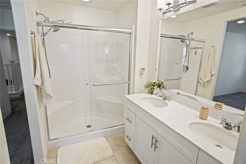 27605 Sawtooth Property Photo 14