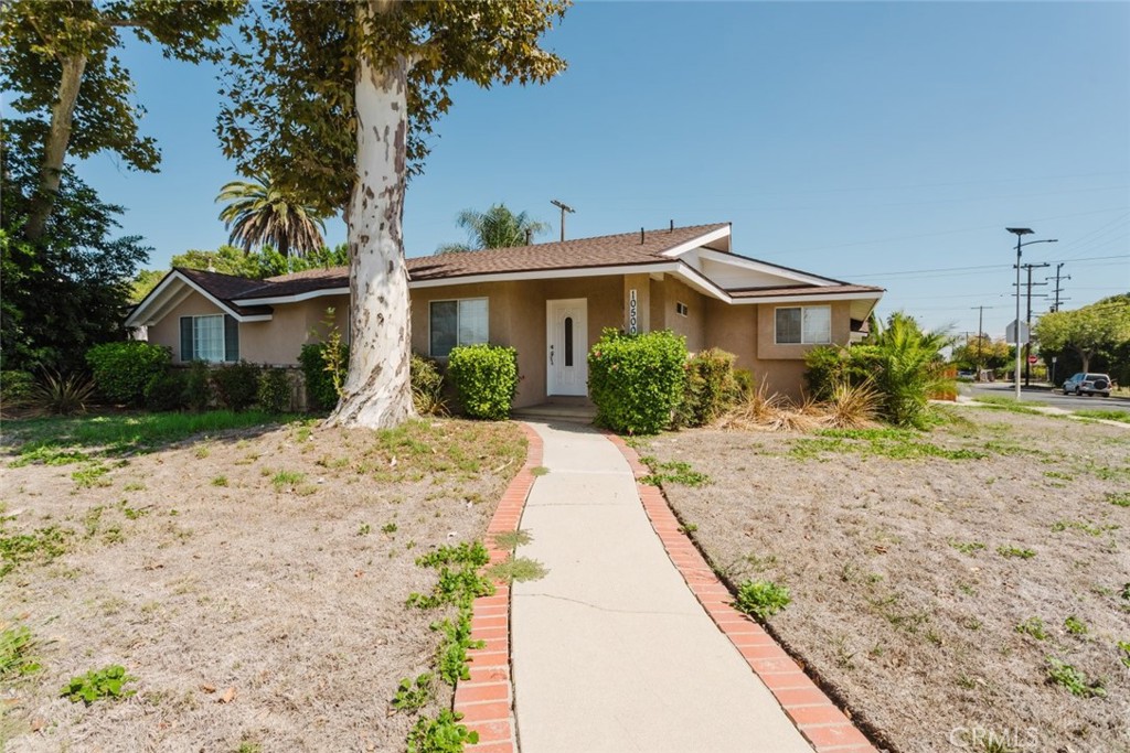 10500 Dempsey Avenue Property Photo 1