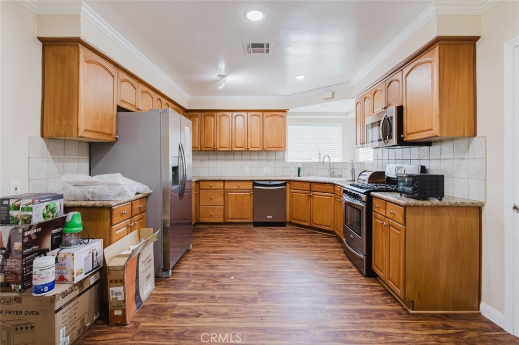 10500 Dempsey Avenue Property Photo 16