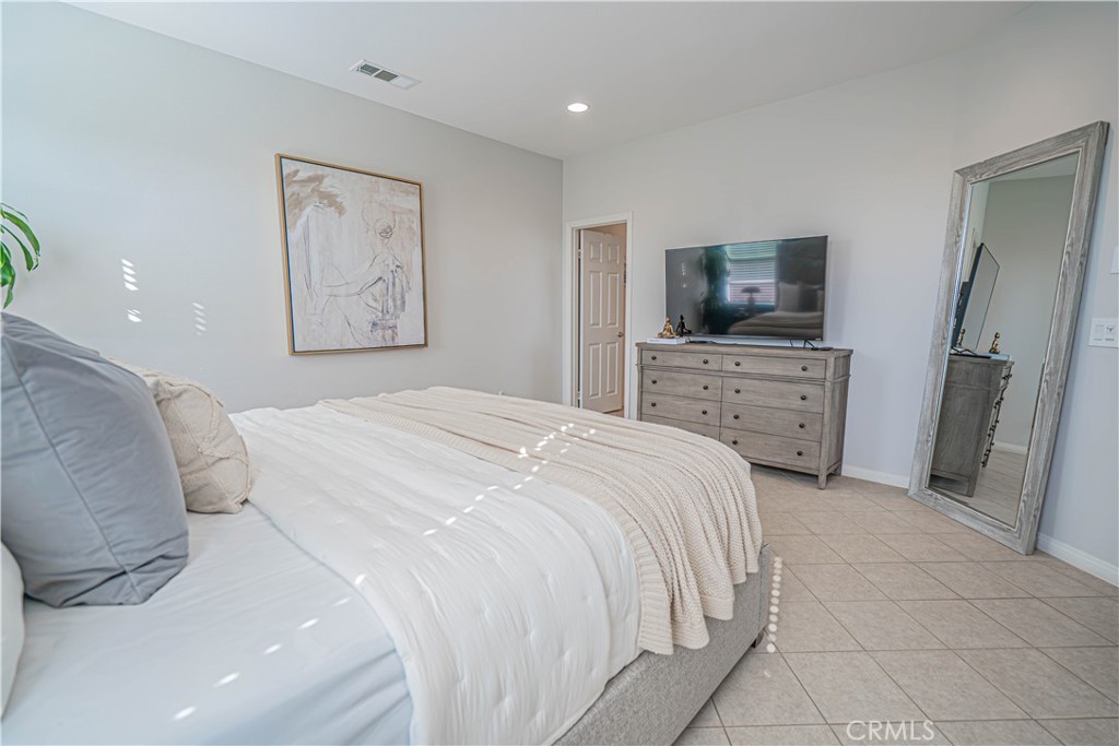 20311 Amorette Ct Property Photo 17