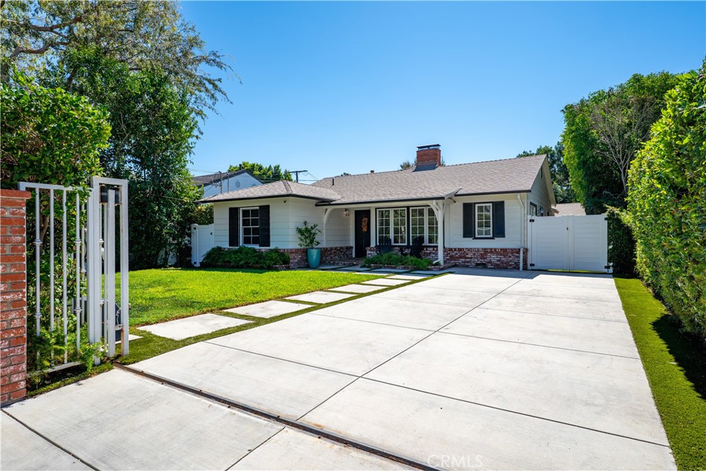 12706 Hortense Street Property Photo 1