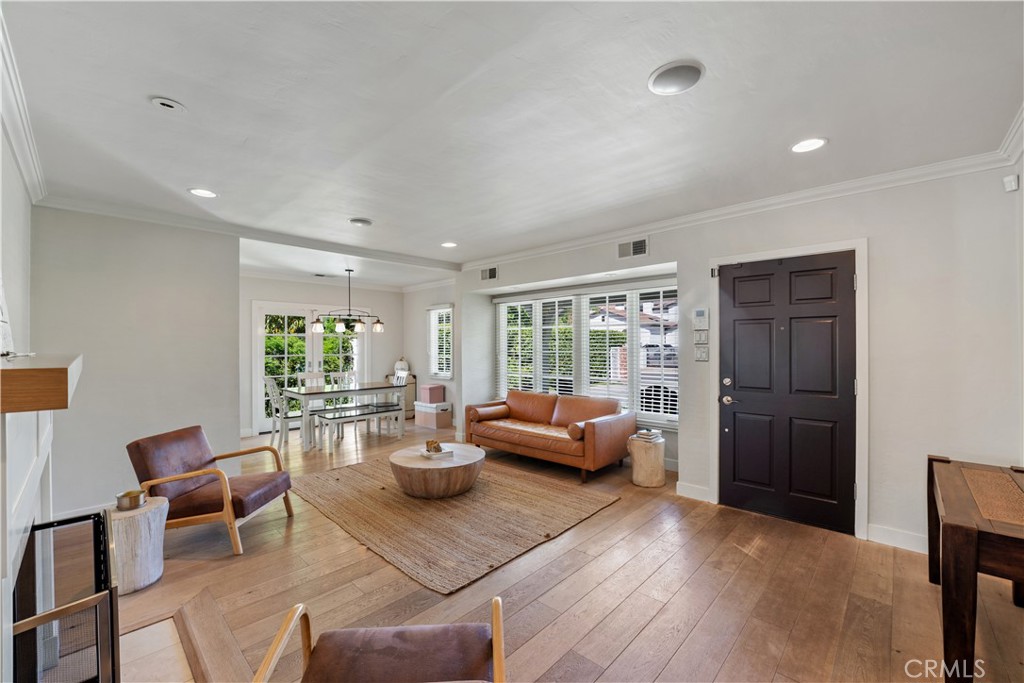 12706 Hortense Street Property Photo 4
