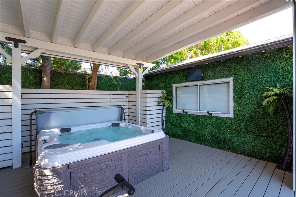 12706 Hortense Street Property Photo 27
