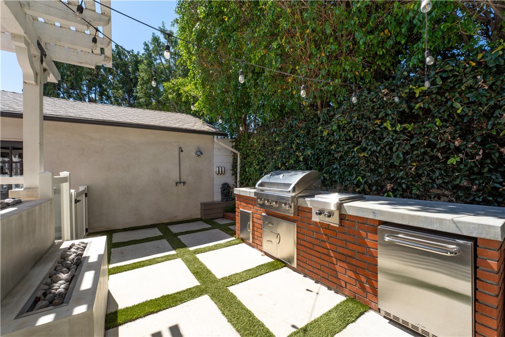12706 Hortense Street Property Photo 30