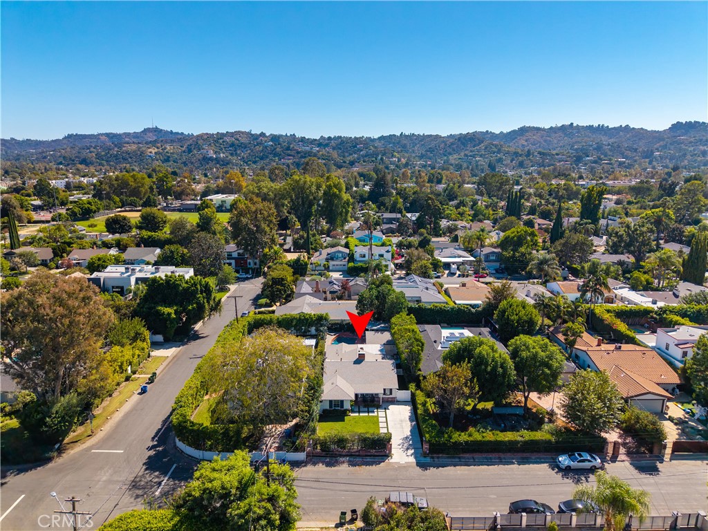 12706 Hortense Street Property Photo 32