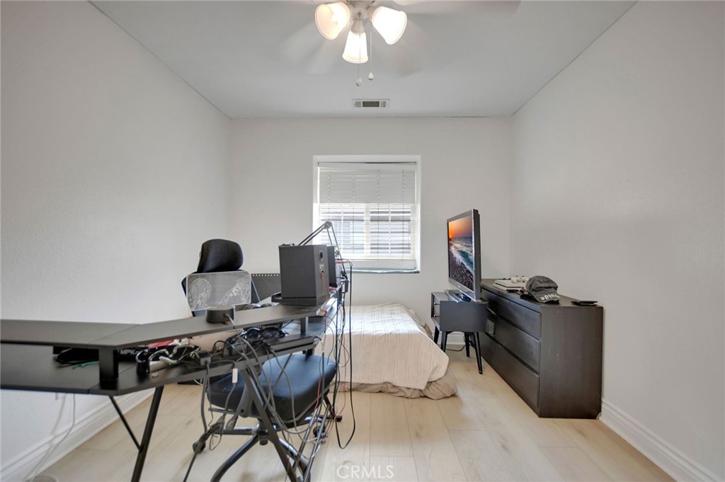 8692 9th Street E 29 Property Photo 22