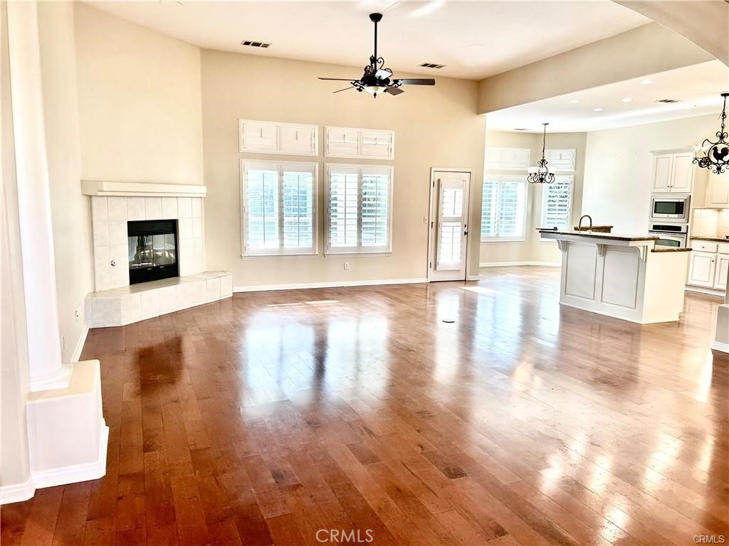 10803 Whitburn Street Property Photo 10