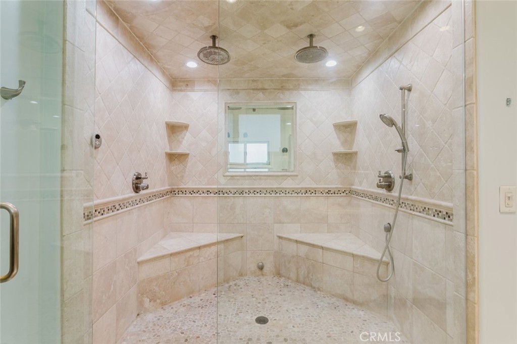3057 N Naomi Street Property Photo 10