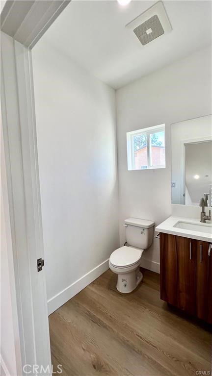 5635 Klump Avenue Property Photo 22