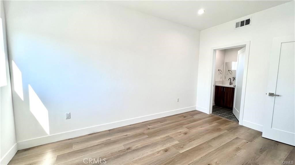 5635 Klump Avenue Property Photo 24