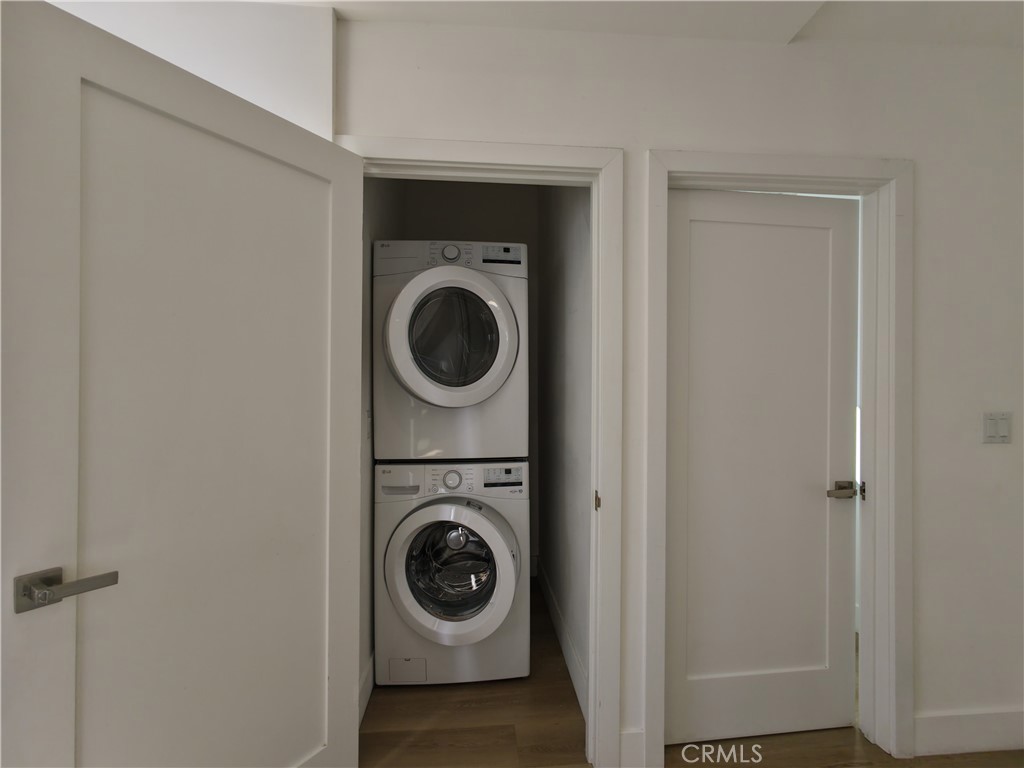5635 Klump Avenue Property Photo 31