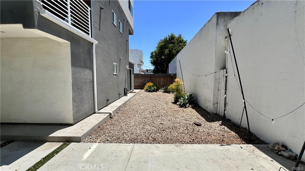 5635 Klump Avenue Property Photo 35