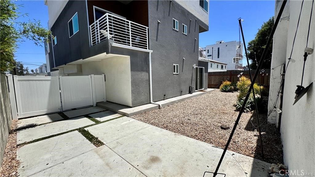 5635 Klump Avenue Property Photo 36