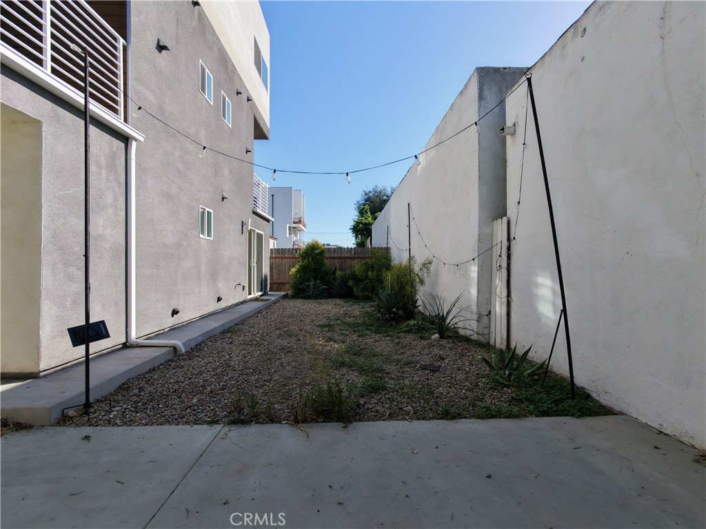 5635 Klump Avenue Property Photo 38