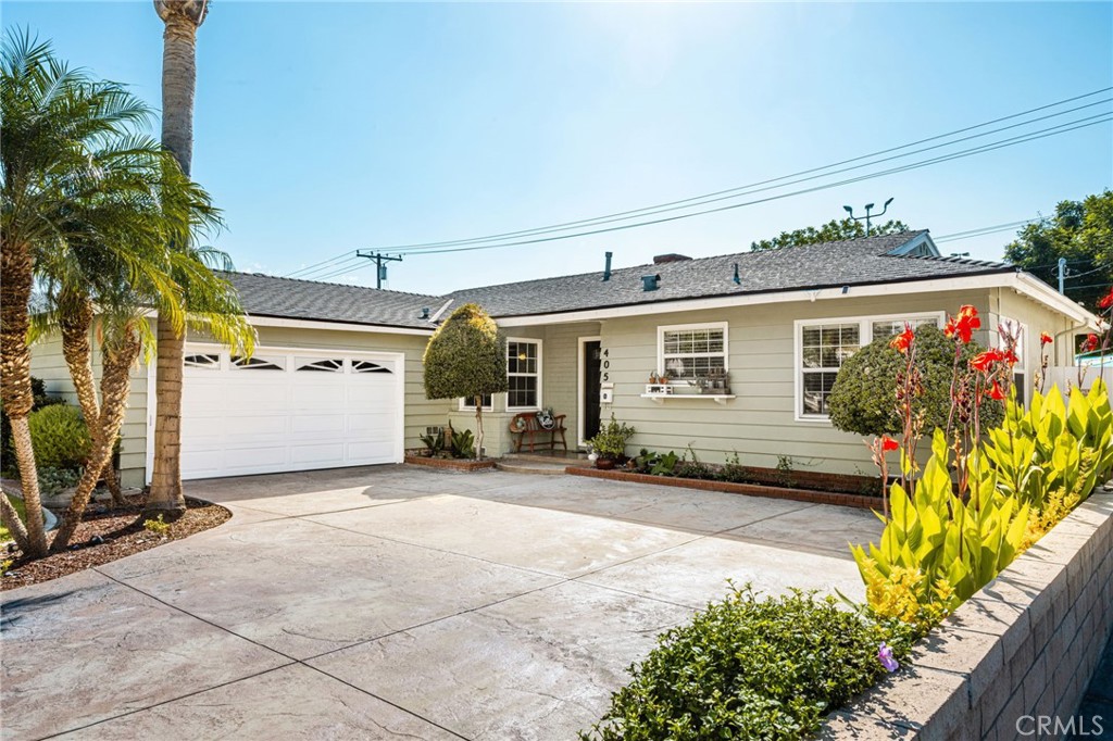 405 S Fann Property Photo 2