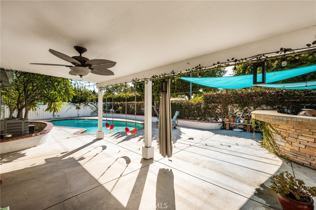 405 S Fann Property Photo 10