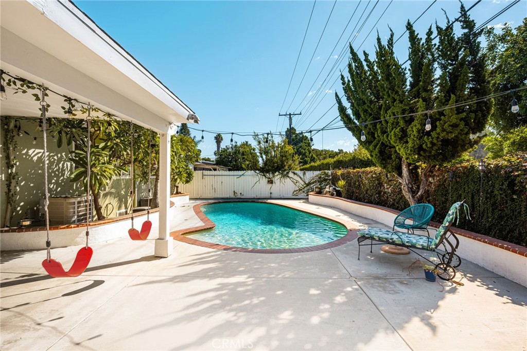 405 S Fann Property Photo 17
