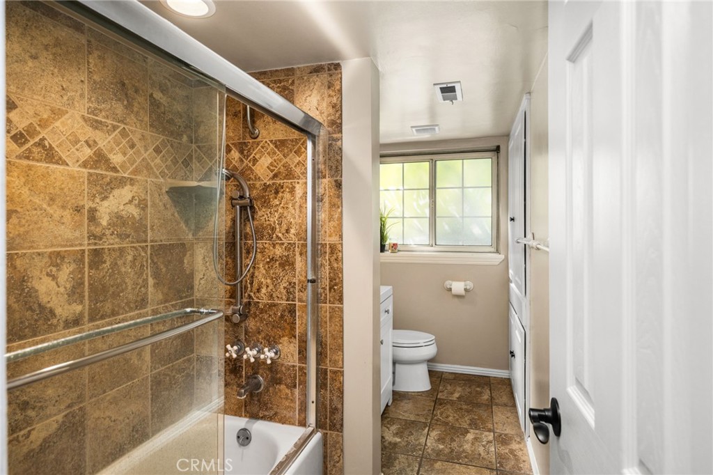 405 S Fann Property Photo 26