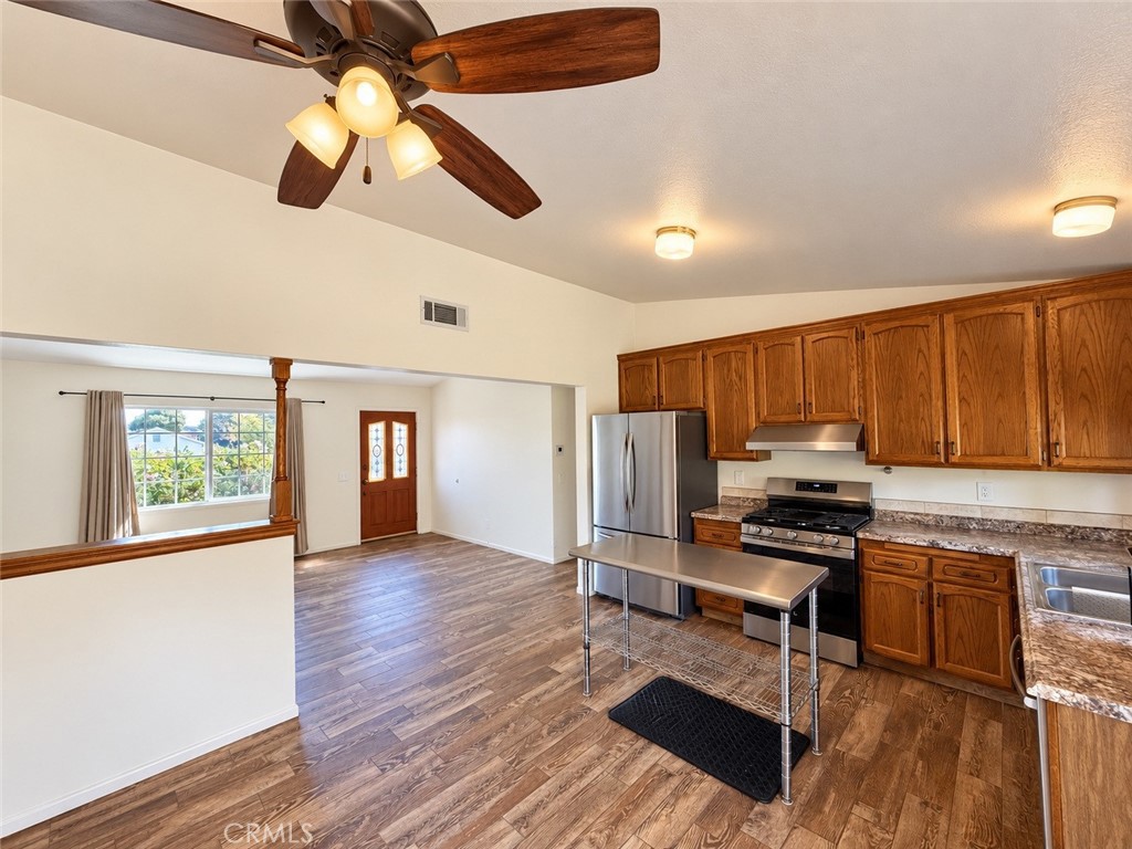 31605 Cherry Property Photo 4