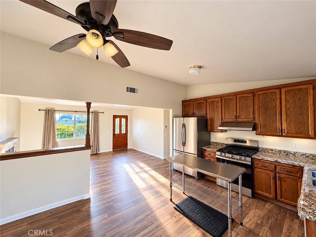 31605 Cherry Property Photo 6
