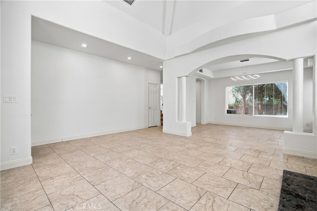 10002 Reseda Boulevard C Property Photo 8