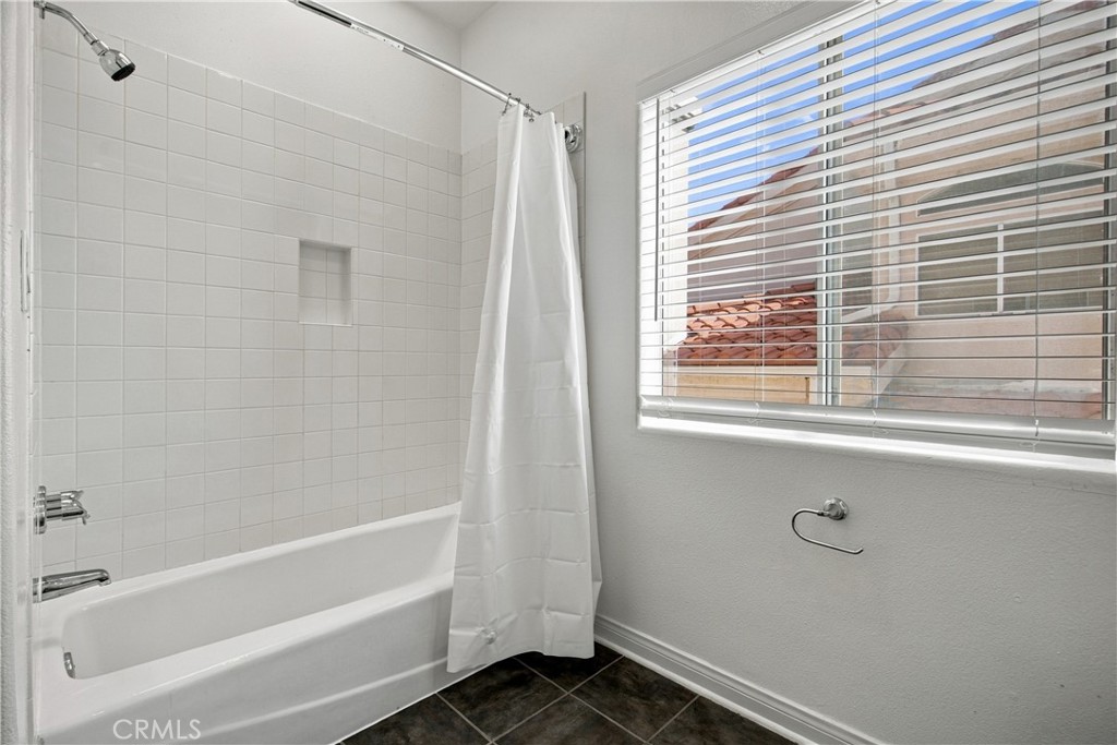 10002 Reseda Boulevard C Property Photo 33