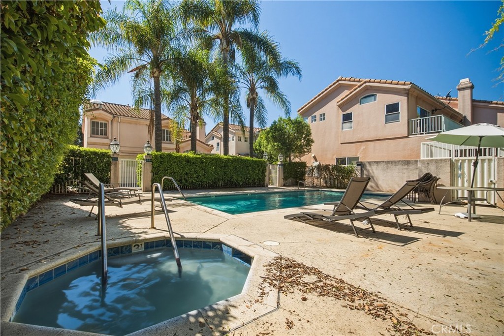 10002 Reseda Boulevard C Property Photo 44