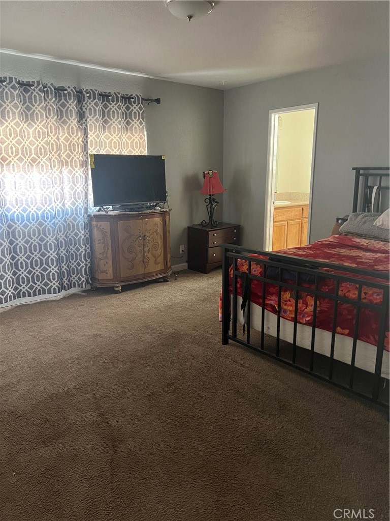 8413 Greenwood Property Photo 8