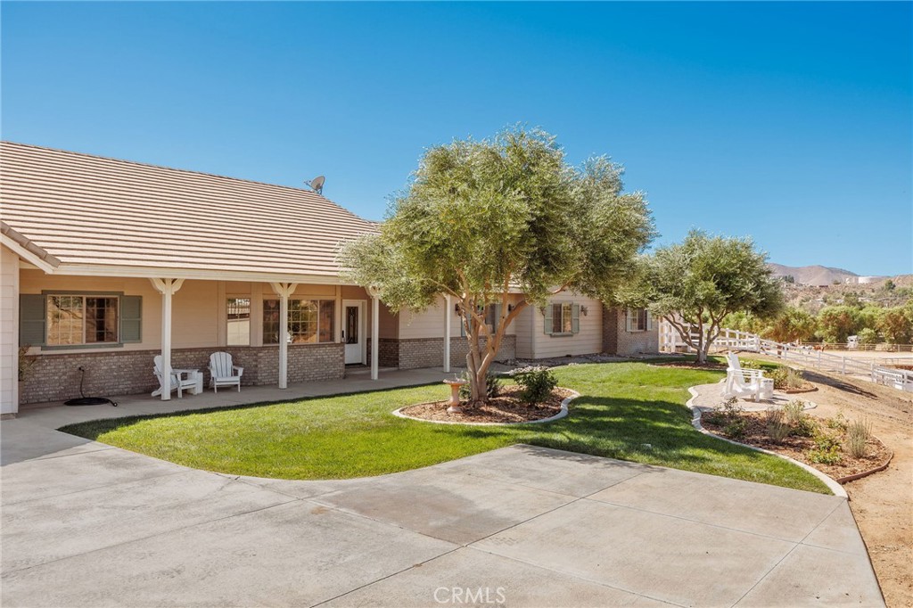2242 Dolores Place Property Photo 12