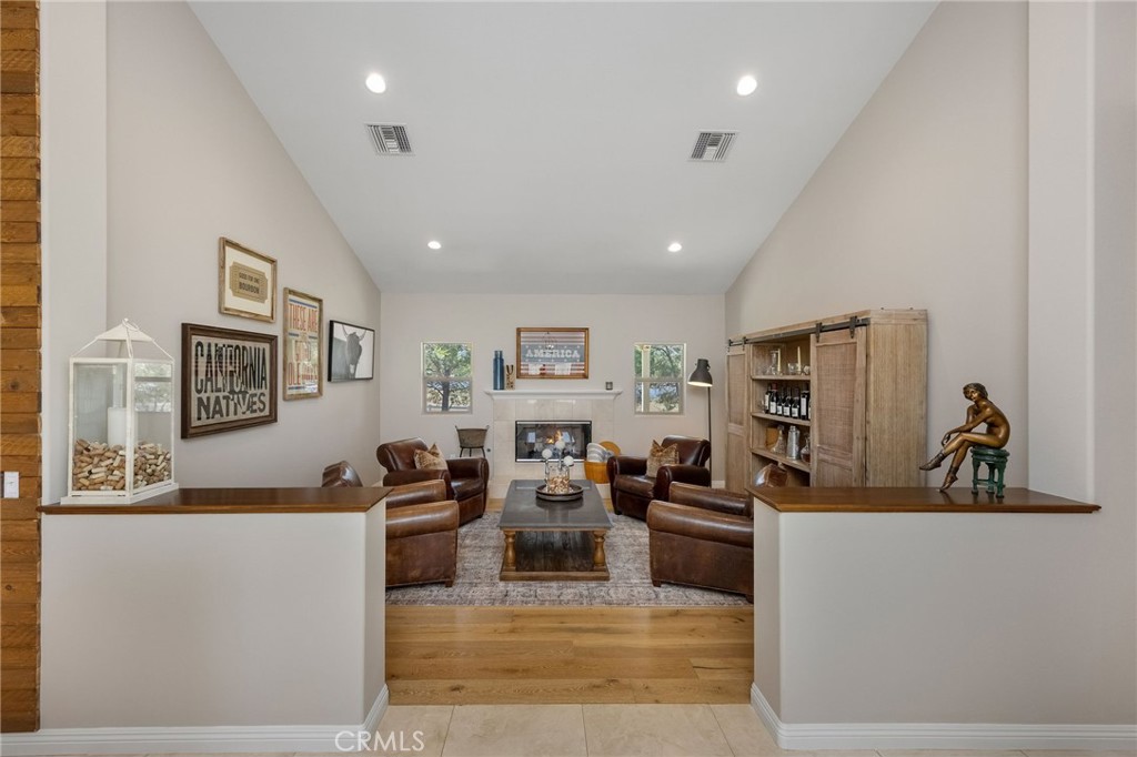2242 Dolores Place Property Photo 16