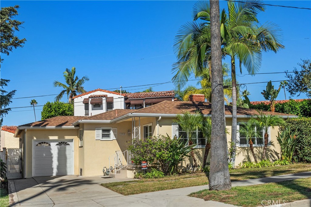 1745 Grandview Avenue Property Photo 1