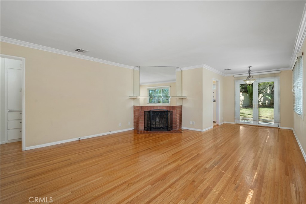 1745 Grandview Avenue Property Photo 8