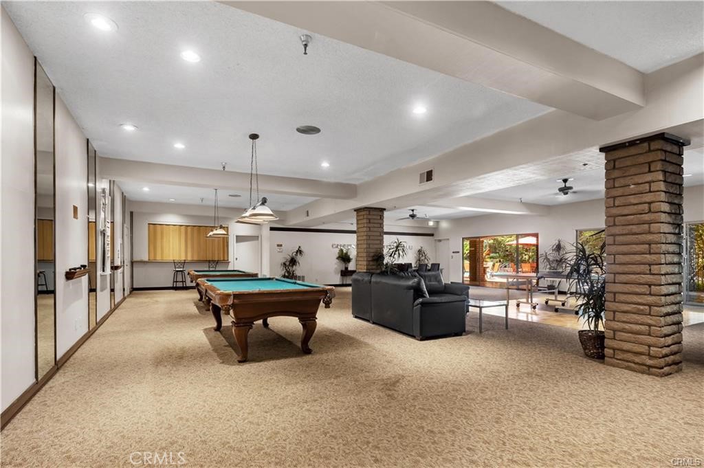 2700 Cahuenga E Property Photo 28