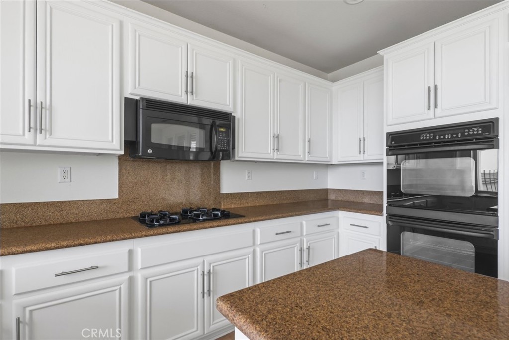 20616 Vercelli Property Photo 19