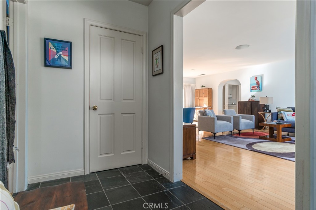 4755 Burnet Property Photo 3