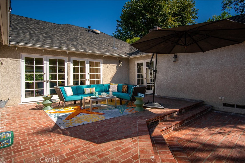4755 Burnet Property Photo 27