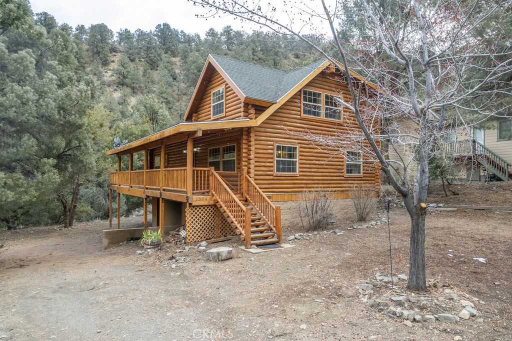 2304 Glacier Drive Property Photo 2