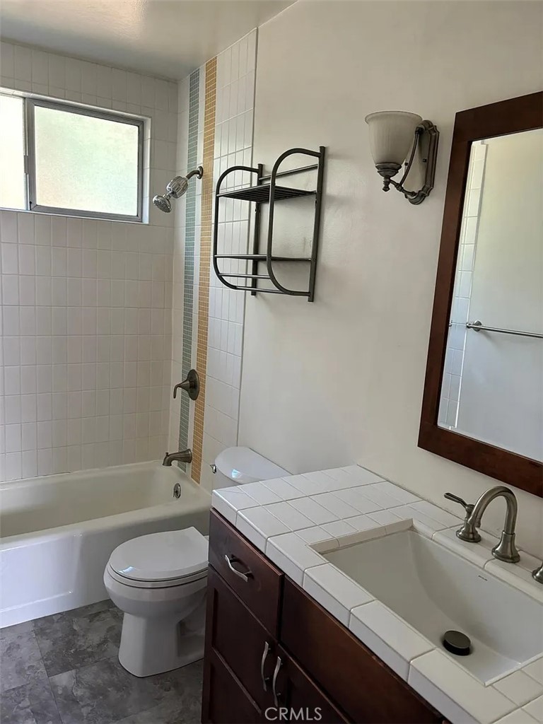 2345 Caldero Property Photo 16