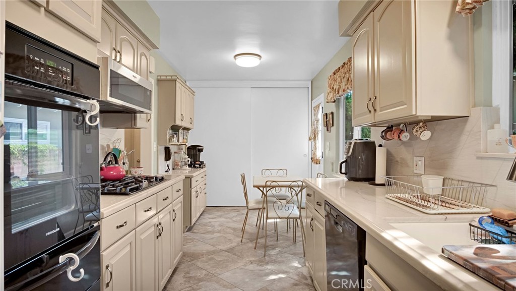 6919 Bianca Property Photo 18