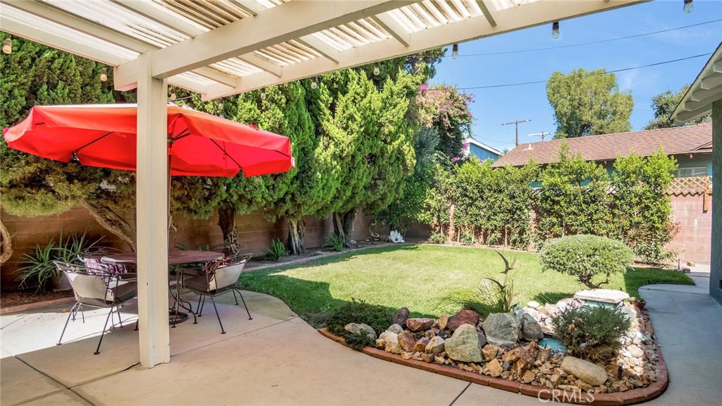 6919 Bianca Property Photo 32