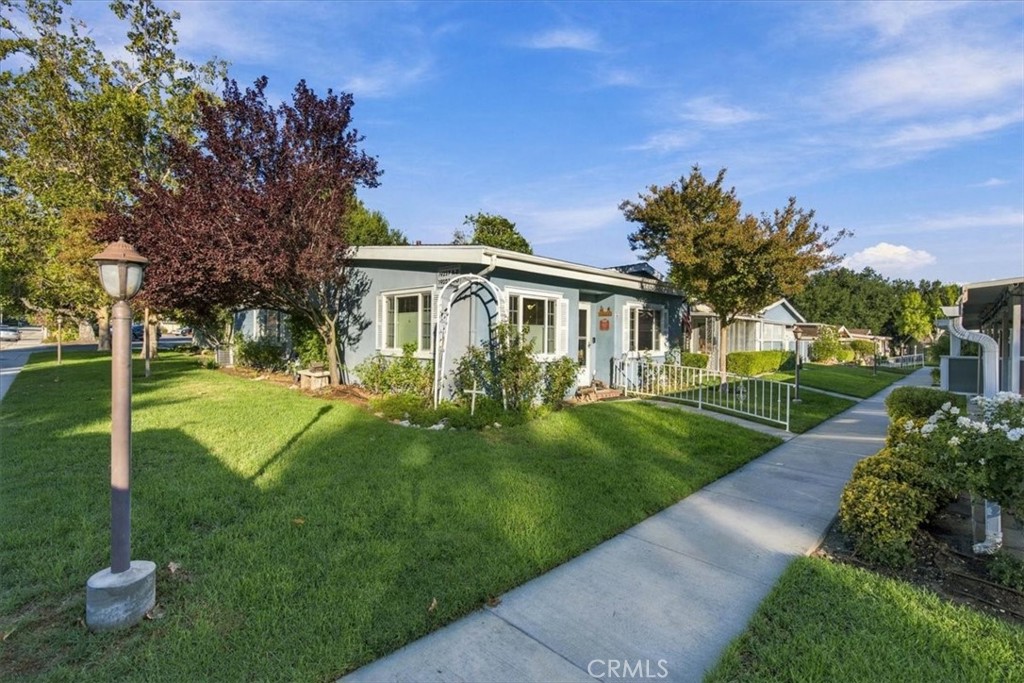 19237 Avenue Of The Oaks D Property Photo 1