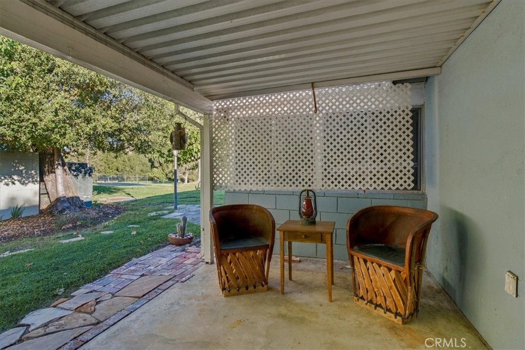 19237 Avenue Of The Oaks D Property Photo 14