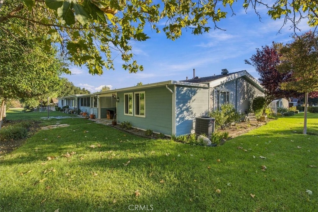 19237 Avenue Of The Oaks D Property Photo 16