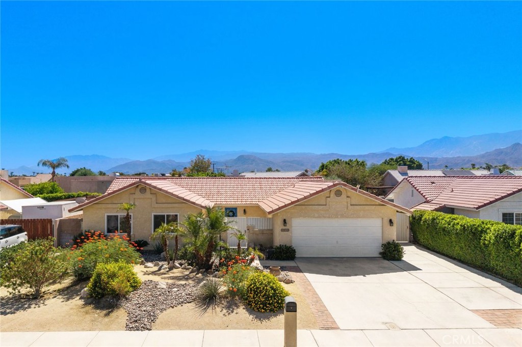 69355 El Canto Road Property Photo 2