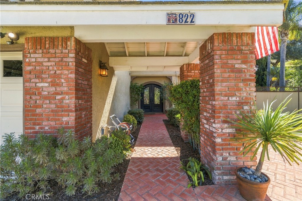 822 Spring Canyon Place Property Photo 6