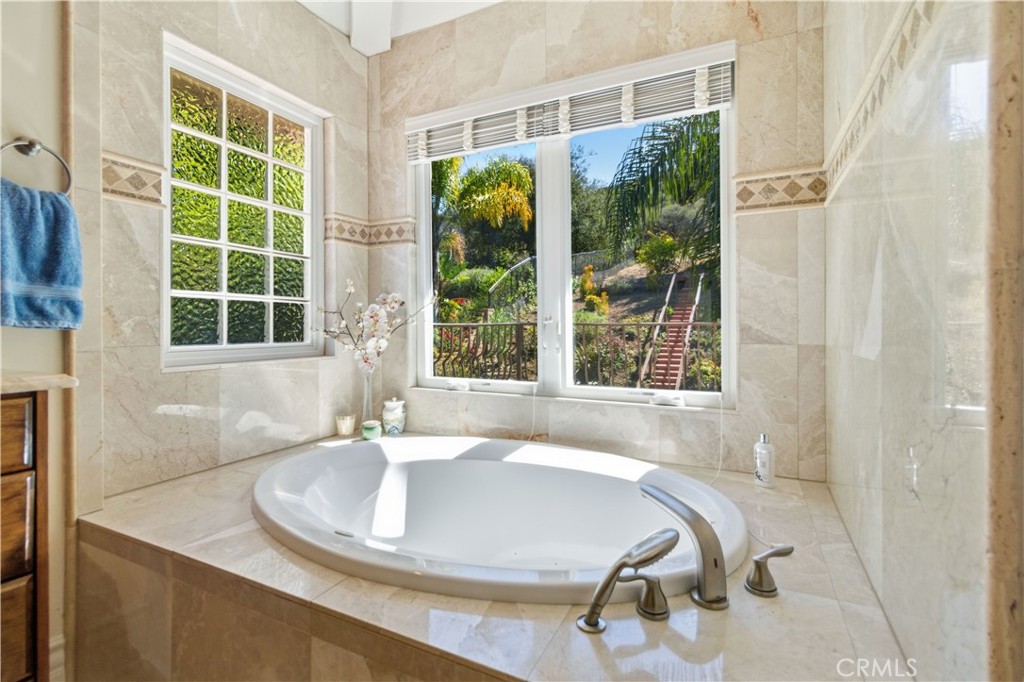 822 Spring Canyon Place Property Photo 45
