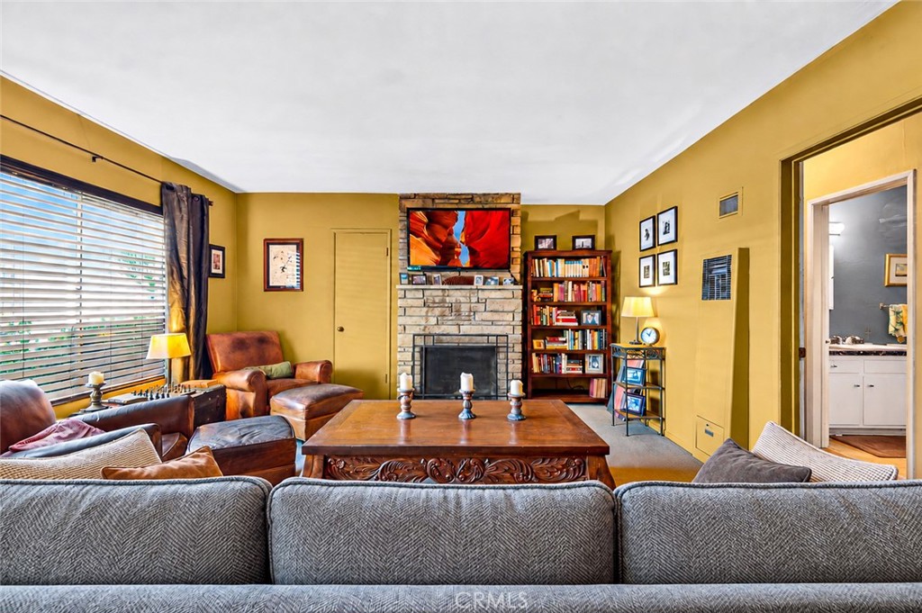 4768 Topanga Canyon Boulevard Property Photo 3