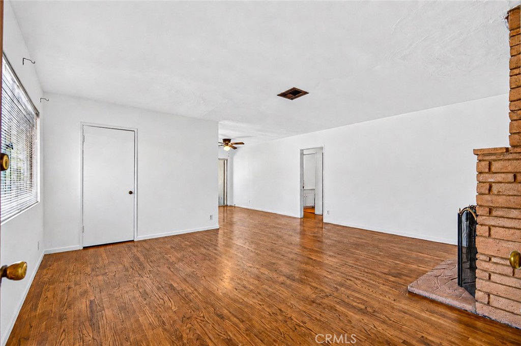 4768 Topanga Canyon Boulevard Property Photo 11