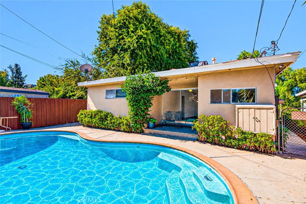 4768 Topanga Canyon Boulevard Property Photo 23