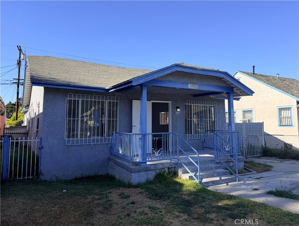 1223 W 69th Property Photo 1